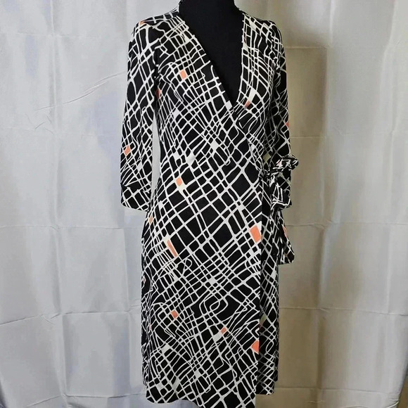 DIANE VON FURSTENBURG DVF 100% Silk Wrap Dress New Julian  Black Orange Sz‎ 0 - Picture 7 of 16